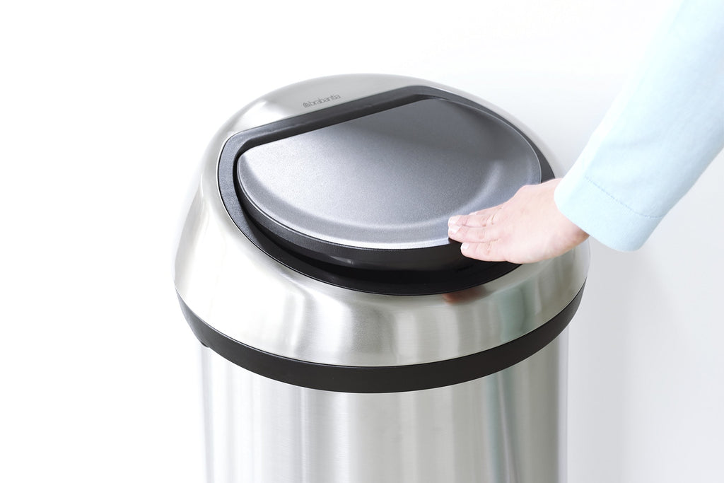 Brabantia 60 Litre Large Kitchen Touch Bin (Brilliant Steel/Matt Black Lid) Removable Lid, Soft-Touch Open, Easy Clean Rubbish Food Waste Bin